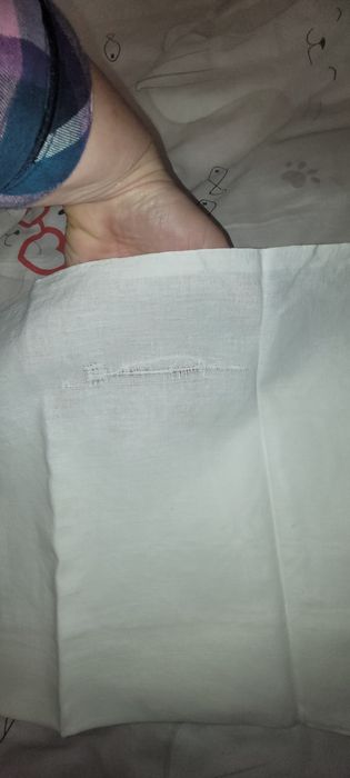 Біла постільна білизна