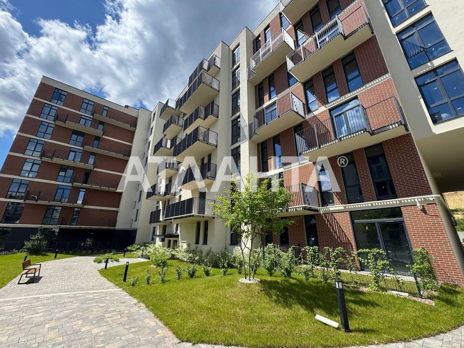Продаж 3-кім квартири в ЖК Perfect Life в будинку бізнес класу.