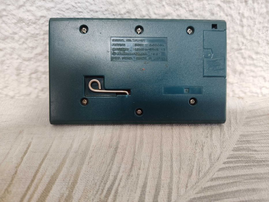 FireGame & watch by Nitendo
Original from the 80s.64586073126402121