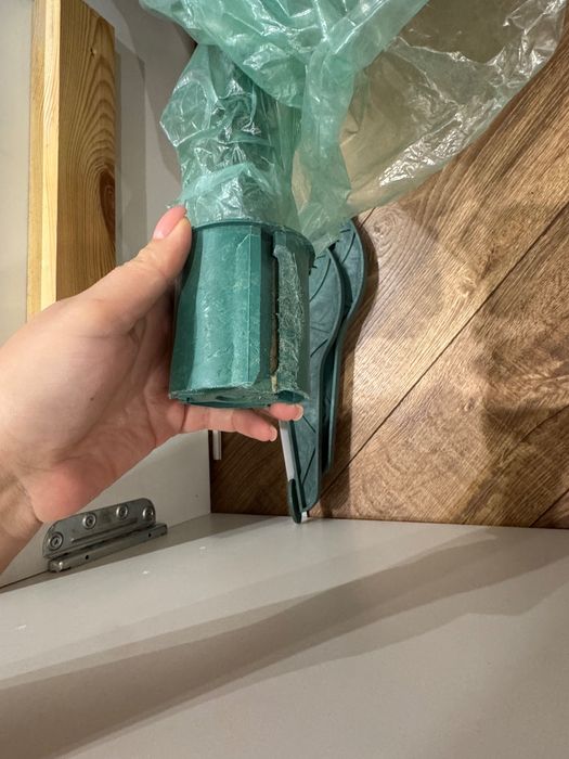 Ялинка штучна 1,80  б/у