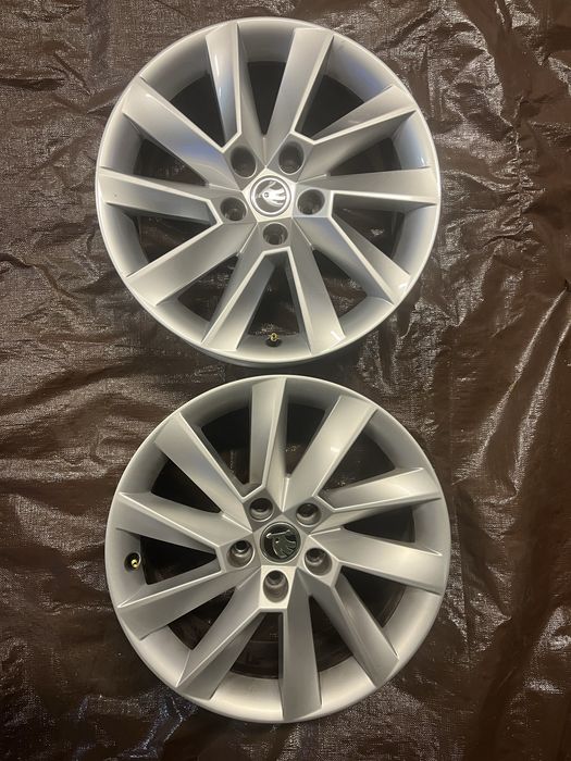 Sprzedam 2 felgi model Stratos do Skoda Superb 17”