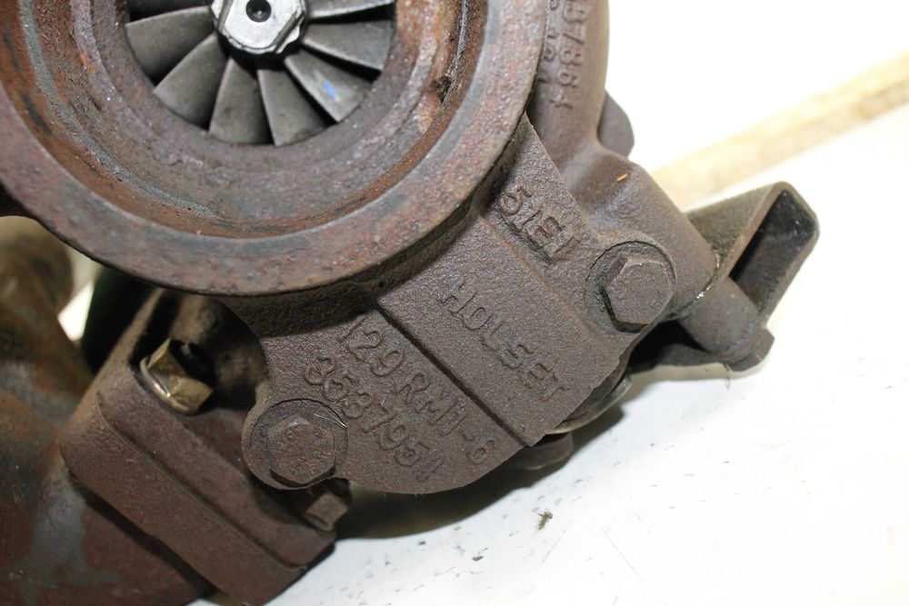 Kolektor wydechowy 8.3 cummins new holland tg tm class caps qsc8.3 mxu