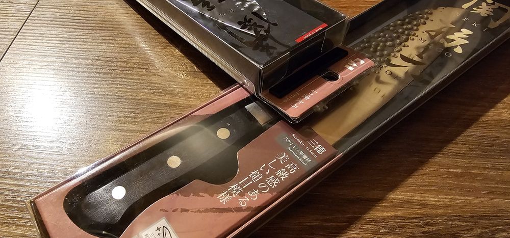 Nóż Kuchenny Japoński Seki Mago Roku Kai Kitchen Santoku