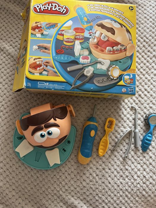 Playdoh Зубастик набір стоматолога