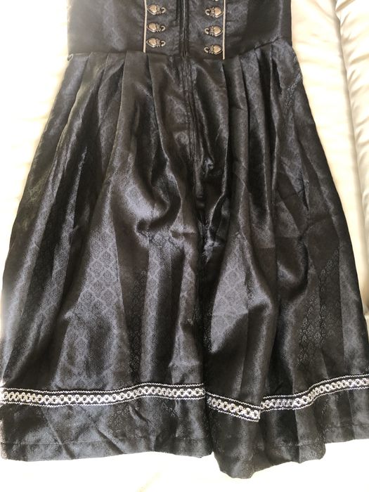 Баварська сукня для октоберфесту