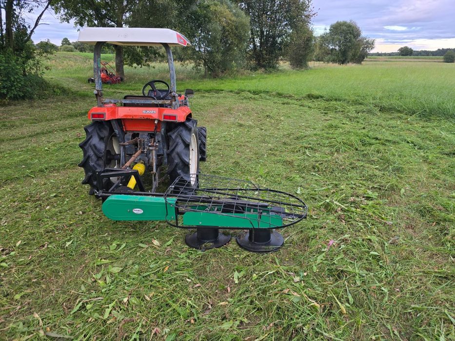 Traktorek mini Sadowniczy*komunalny Kubota GT5 4x4