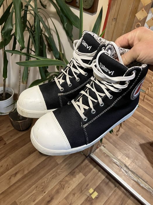 Sievi  43-40 Кросівки