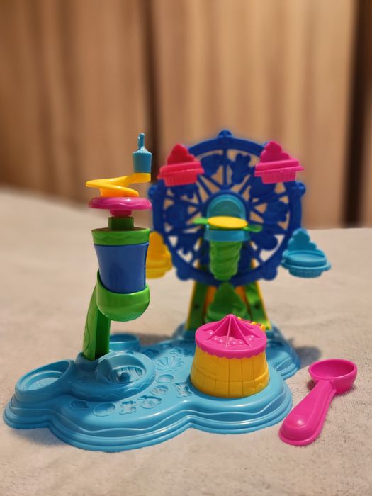 Play-doh diabelski młyn. Zestaw do ciastoliny.