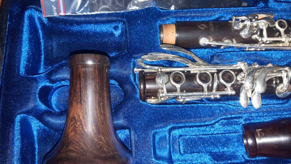 Clarinete Si bemol: Backun  MoBa ( novo)