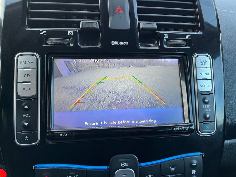 Nissan Leaf 2014  11 поділок  Тепловий насос  90 тис. км