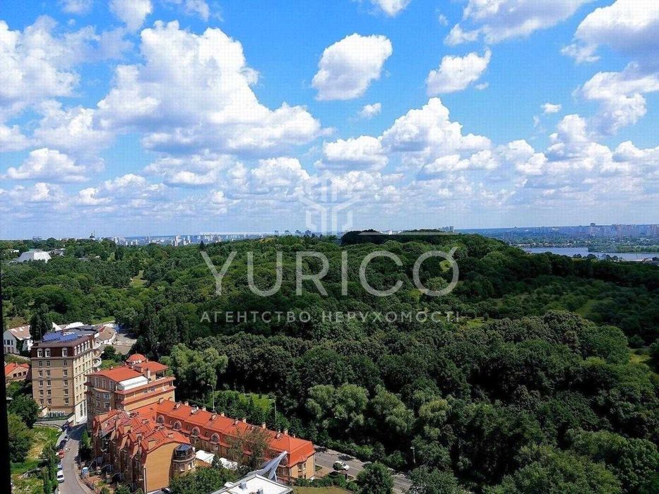 Продаж квартири в ЖК Renaissance Residence 118 м.кв.