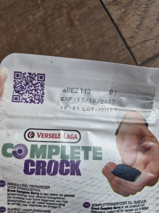 Nowe przysmaki dla gryzoni Versele-Laga Crock Berry (długa data)