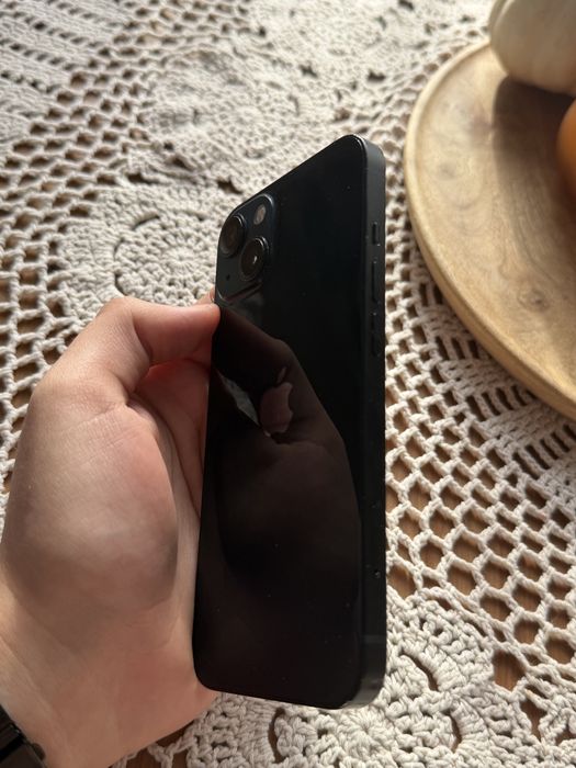 iPhone 13 - Stan BDB (kondycja baterii 95%)