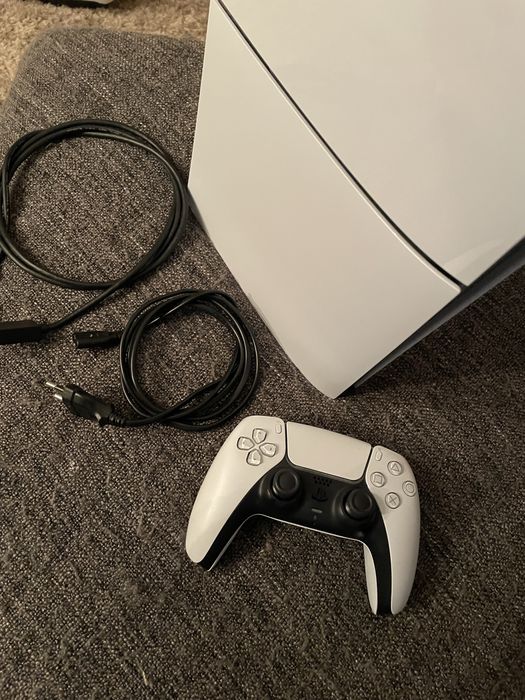 Vendo PS5 Digital Version 500gb