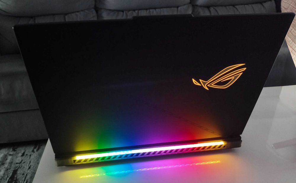 ASUS Strix 18 i9 13980HX - 64GB RAM - RTX 16GB - 2TB SSD4090