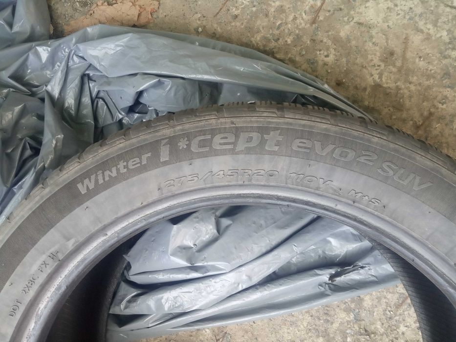 Резина колёса шины R20