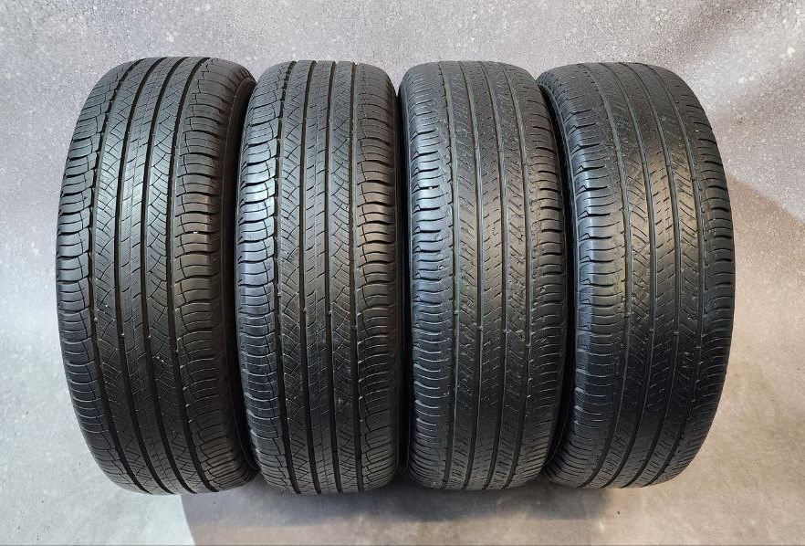 215.70.16 Michelin Latitude Tour HP 4шт