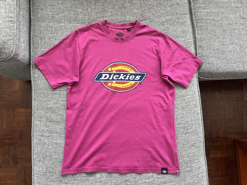 T-shirt rosa, Dickies