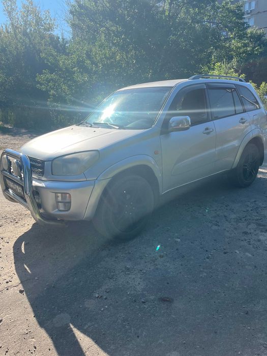 Продаж  TOYOTA RAV-4 2000 року