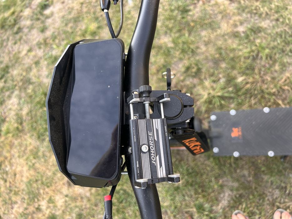 Продам електросамокат Kukirin g4 2024