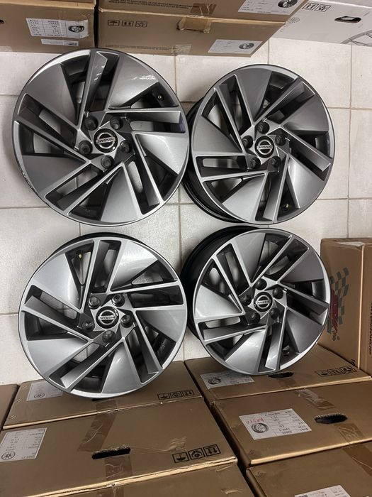 Jantes 17” 5x114.3 Originais Nissan Compativeis Renault Dacia