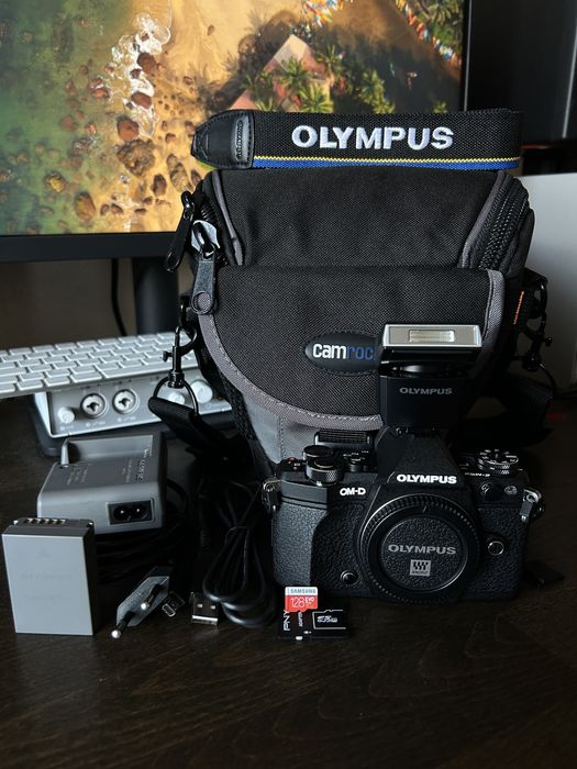 Olympus omd em-5 mark 2 zestaw jak nowy tylko 1185 foto