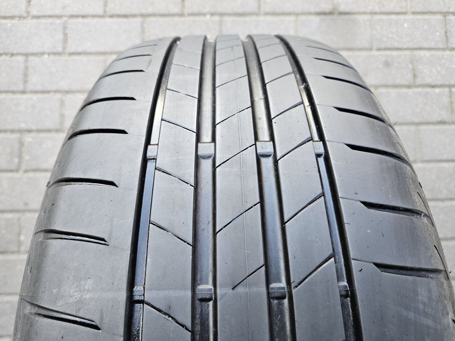 1x 225/55R17 97W Bridgestone Turanza T005 / 5,3mm [1218]