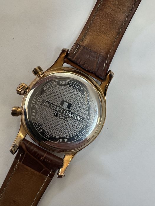 Годинник Jacques Lemans