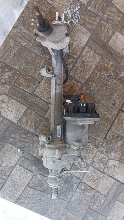 Рульова рейка Тесла 3