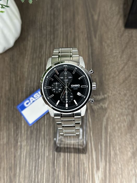 З гарантією / Новий оригінальний годинник Casio MTP-E510D