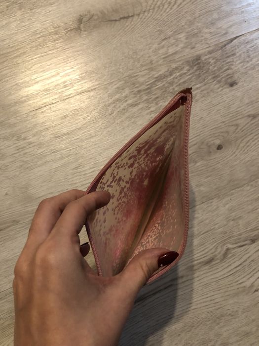 Kosmetyczka, piórnik przezroczysty, różowy z brokatem