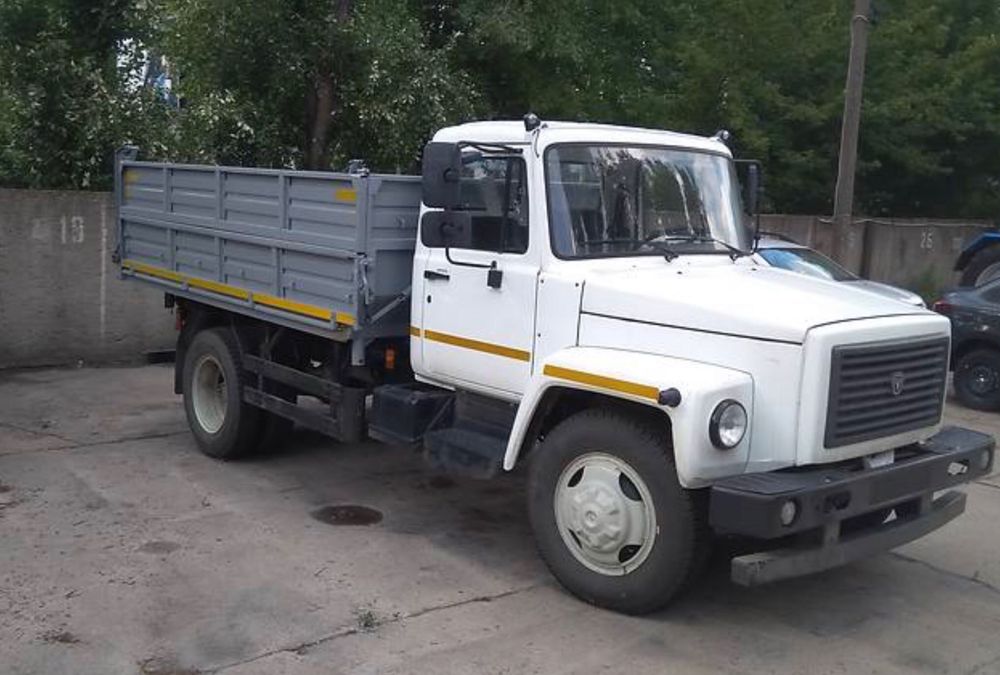 Вивіз сміття вивезення старих меблів дерева хламу вивоз недорого