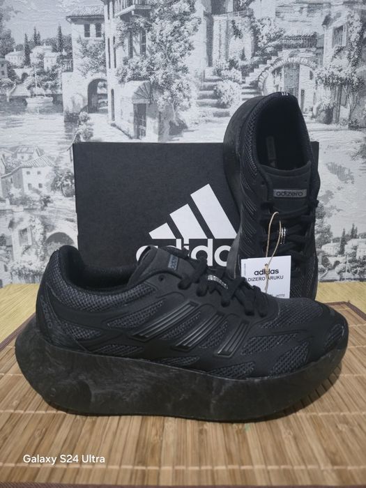 Оригінальні ADIZERO ARUKU від Adidas.