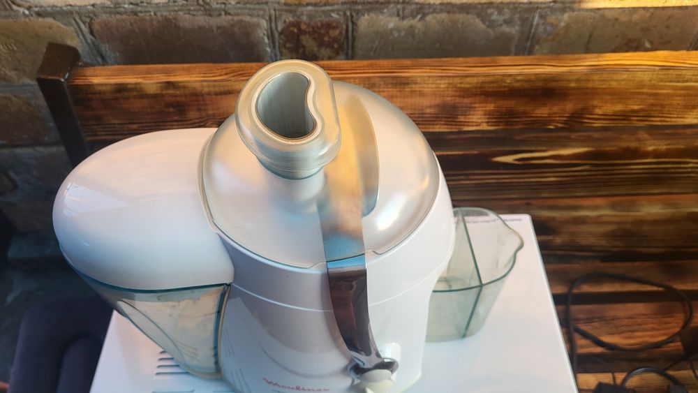 Продам соковыжималку