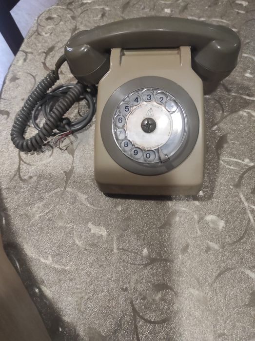 Telefone antigo cinza