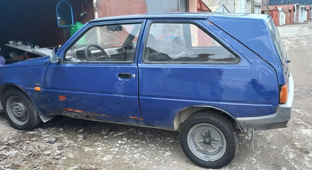 Продам. Таврию Нова 1.2 бен/газ 2003 года.