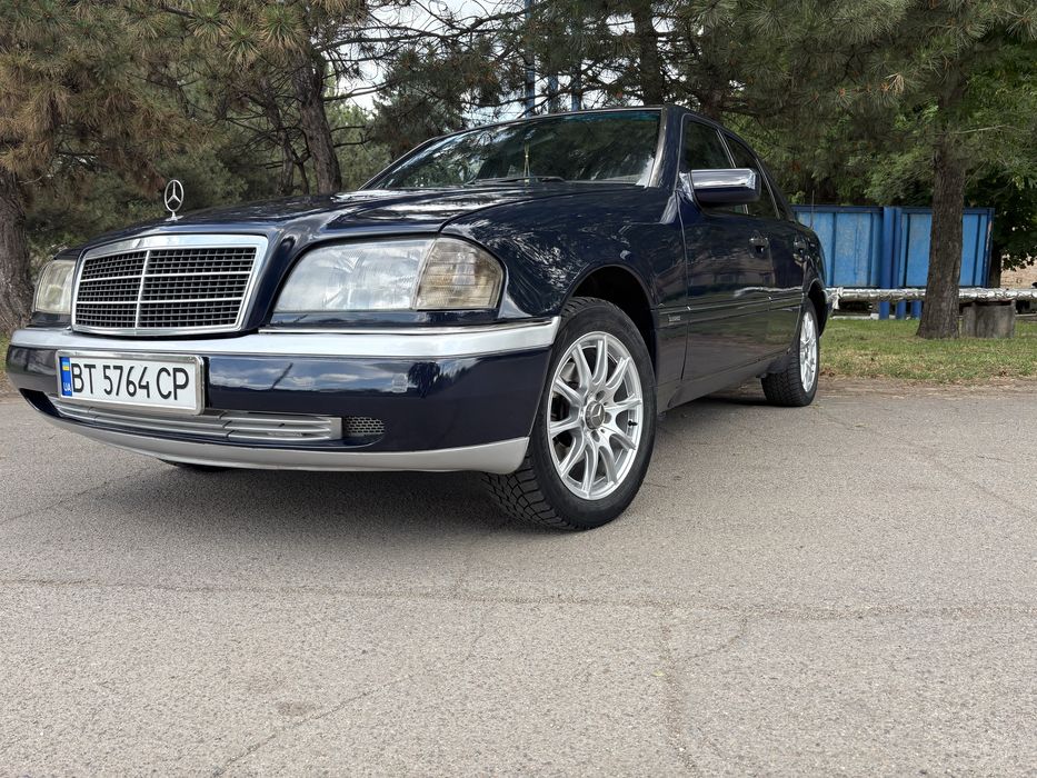 Mercedes- Benz W202