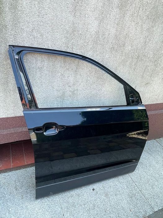 drzwi prawe przód  VW T-CROSS PRZEDNIE czarne metalic ładne 2GM831312E