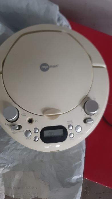Rádio, Leitor de CD e UBS
