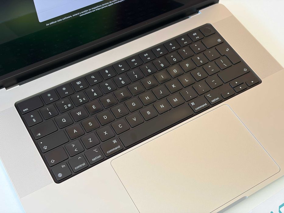 Macbook Pro A2485 16,2'' 2021 M1 Max 32GB Ram 512GB macOS Sequoia