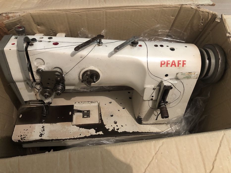 Pfaff зі столом та мотором,двоголка,швейна машина професійна