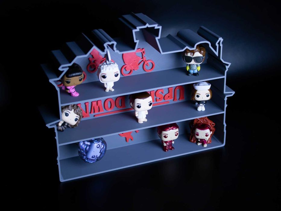 Стенд для фігурок "Дивні Дива"