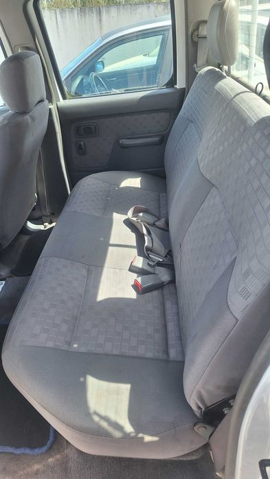 Nissan Navarra  muito estimada
