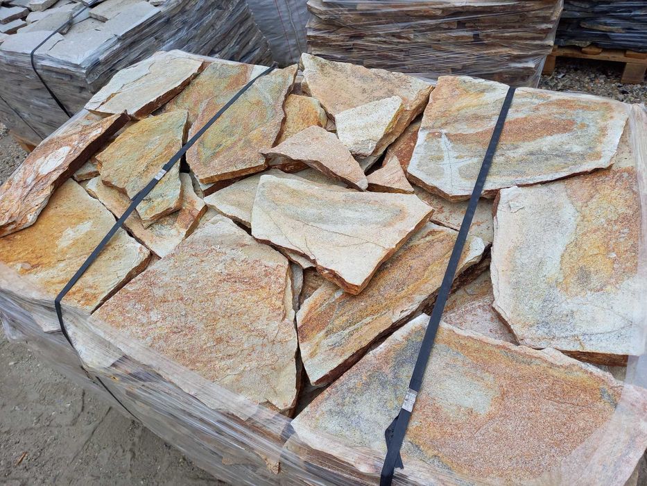 Gnejs kamień elewacyjny na elewację  taras schody płaski twardy gr 1-3