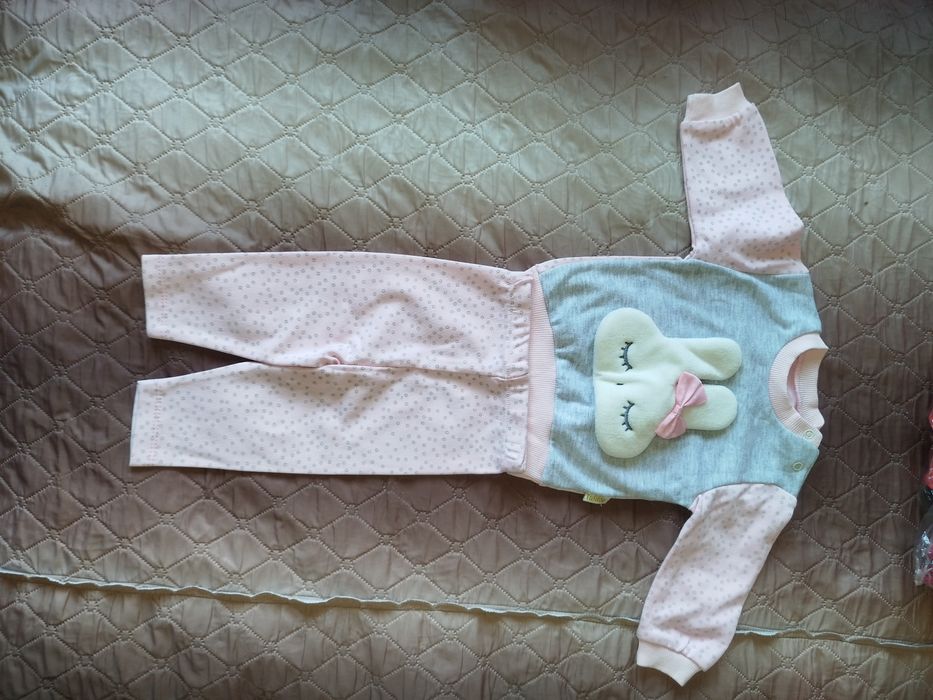 Детские костюмы новые