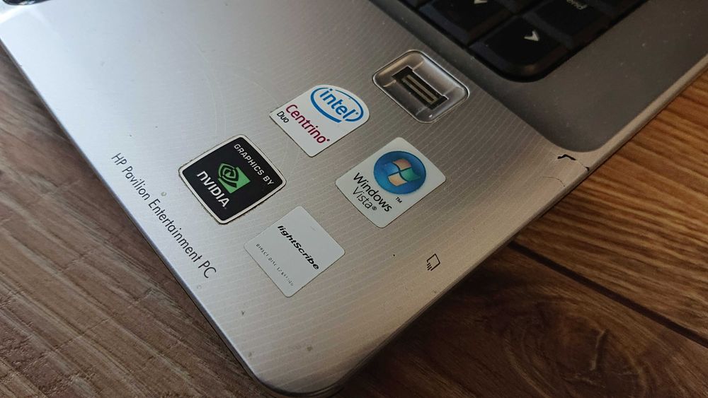 Laptop HP Pavilion dv6500 (Core 2 Duo 1.5 GHz, 4 GB ram, Win VISTA]