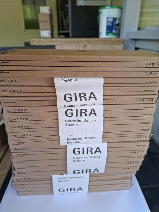 Osprzęt Gira E 2