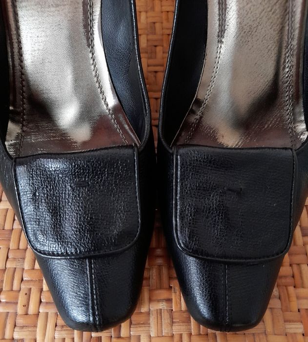 Sapatos Boss pretos, de salto alto. Tamanho 38,5