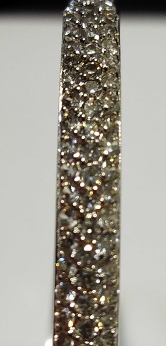 Magnífica Pulseira/Bracelete em Prata, cravejada com brilhantes