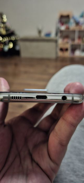 Samsung S10 plus на разбор